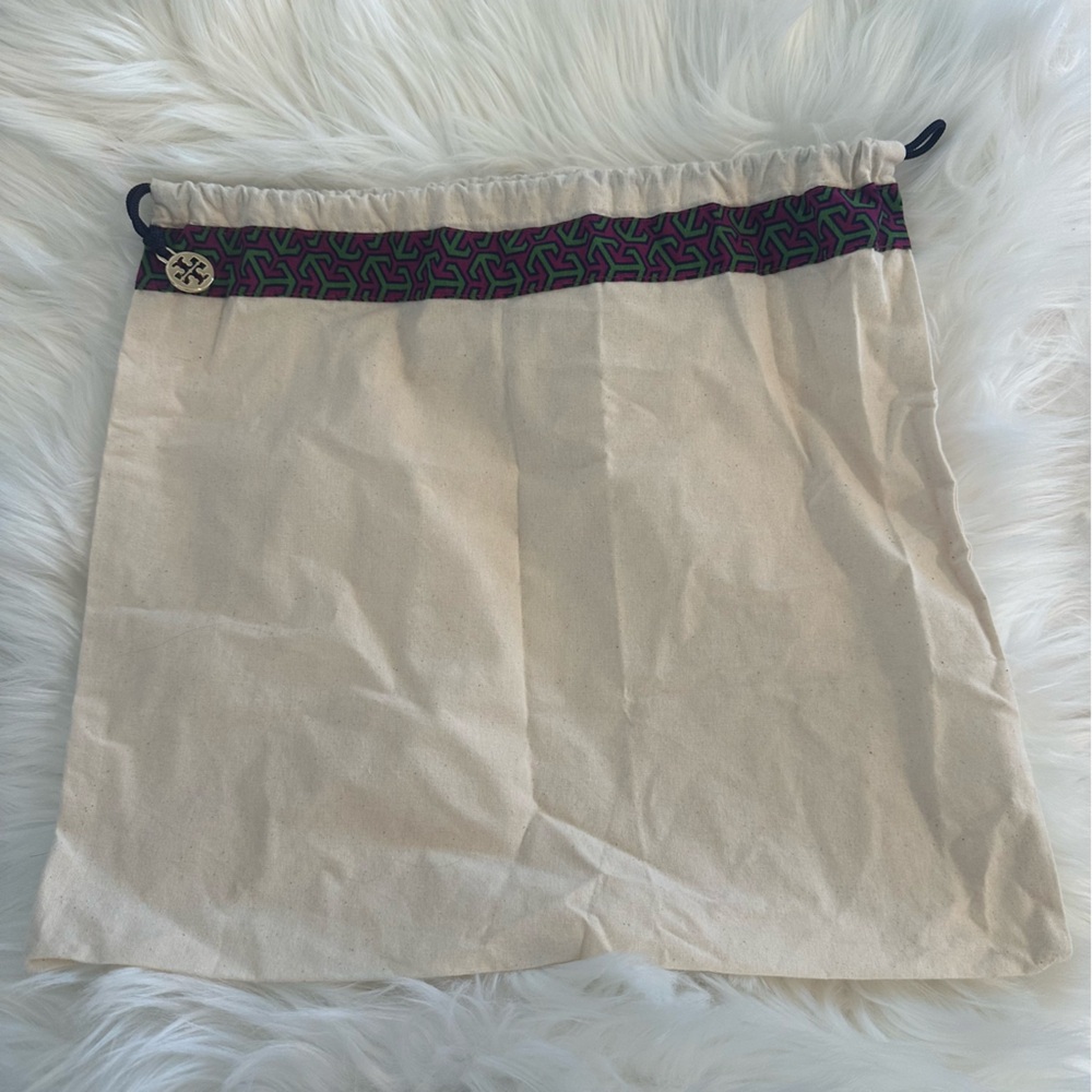 Tory Burch Charm Drawstring Dust Bag